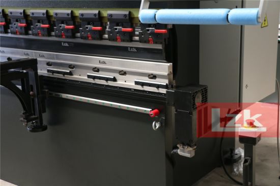 100t3200 CNC مضاعفات الصحافة آلة الانحناء مع 5 محاور